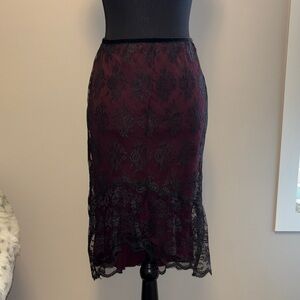 Chic Burgundy and Black Lace Pencil Skirt